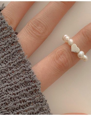 [925 Silver] Pearl Heart Ring B 23