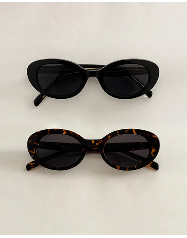 Oval sunglasses