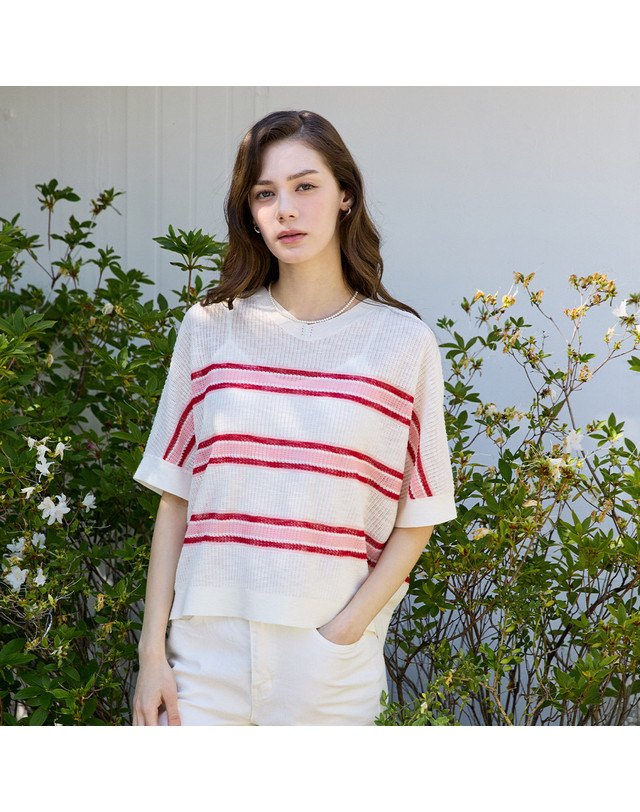 요하넥스 [요하넥스] 오버핏 스트라이프 브이넥 니트탑 착용컷