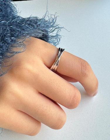 [925 silver] Cross over ring (White) BH7R40701W9