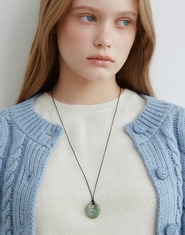 Amulet khaki necklace BH7N5B818WS800