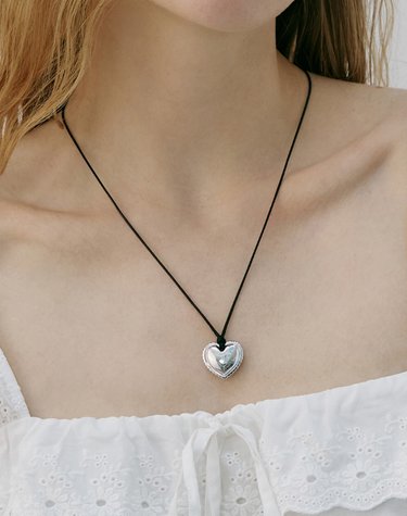 하트 튜튜 스트링 목걸이 (White) BH7N66817WB800