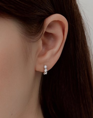 [925 silver] 바이그레인 실버 트리아 모이사나이트 귀걸이 (White) BH7E60840W9XXX