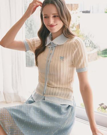 리본 자수 카라배색 블라우스_B6M3BL5611