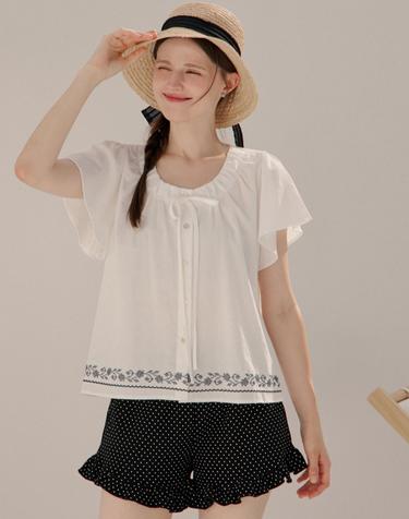 리본 라운드넥 에스닉 블라우스_B6M3BL6151