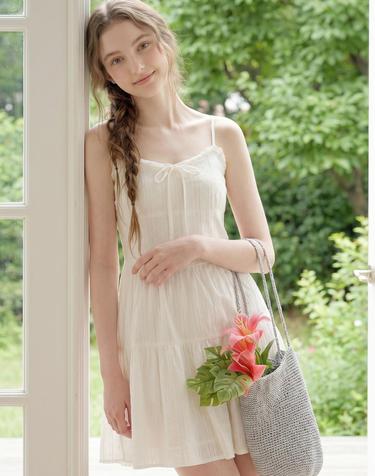 펀칭 뷔스티에 미니 원피스_B6M1OP3451