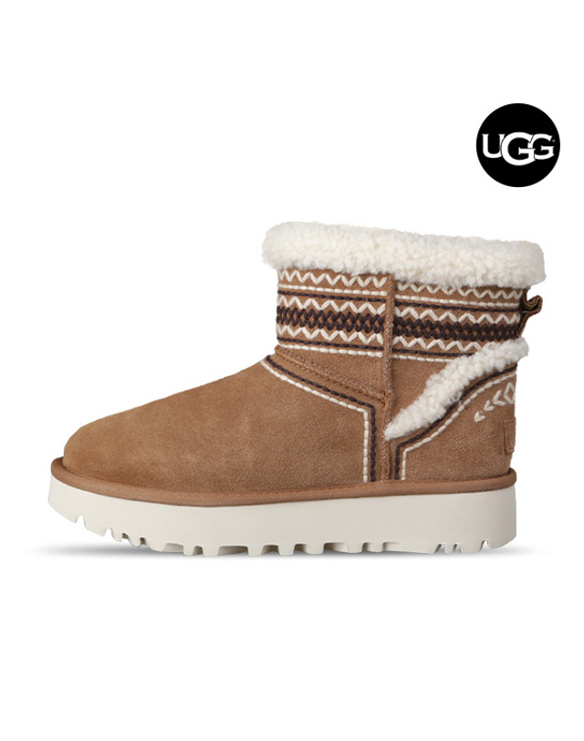 어그 어그 UGG 클래식 미니 애덜전 여성 겨울 방한 부츠 1158281-CHE 착용컷
