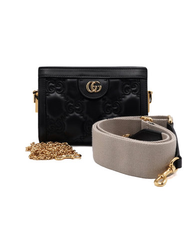 [중고명품] Gucci(구찌) 702228 블랙 GG엠보스 마틀라쎄 미니 금장체인 숄더백 겸 크로스백aa64805