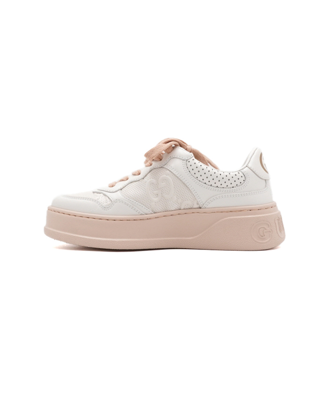 구찌 [중고명품] [중고명품] Gucci(구찌) 684911 화이트 핑크 GG 엠보싱 여성 스니커즈aa64371 착용컷