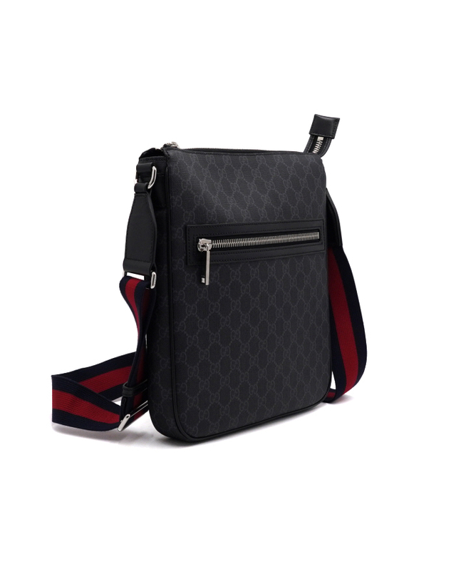 구찌 [중고명품] [중고명품] Gucci(구찌) 792081 GG 블랙 수프림 캔버스 남성 메신저백 크로스백aa66088 착용컷