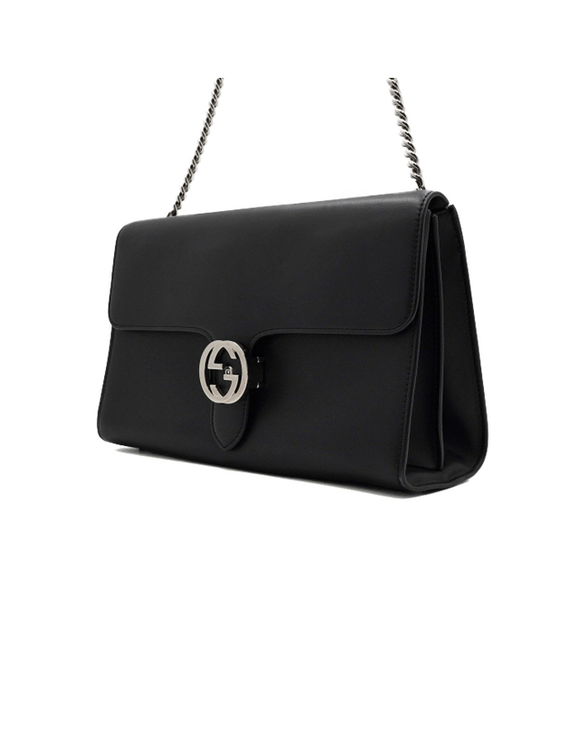 구찌 [중고명품] [중고명품] Gucci(구찌) 387604 블랙 레더 인터로킹G 지퍼포켓 은장체인 여성 숄더백aa66972 착용컷
