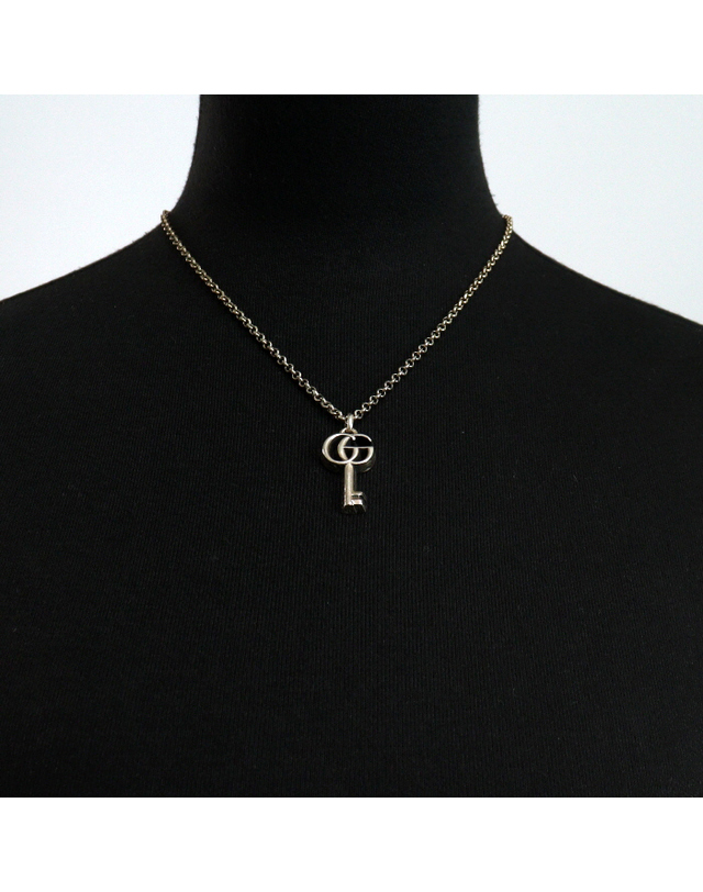 구찌 [중고명품] [중고명품] Gucci(구찌) 627757 실버 GG 마몽 키 펜던트 목걸이aa67971 착용컷