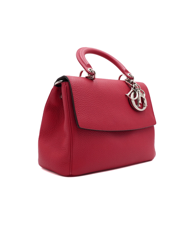 디올 [중고명품] [중고명품] Dior(디올) M0981 레드 레더 은장 Be Dior 비디올 플랩백 토트백 겸 숄더백 크로스백aa67095 착용컷