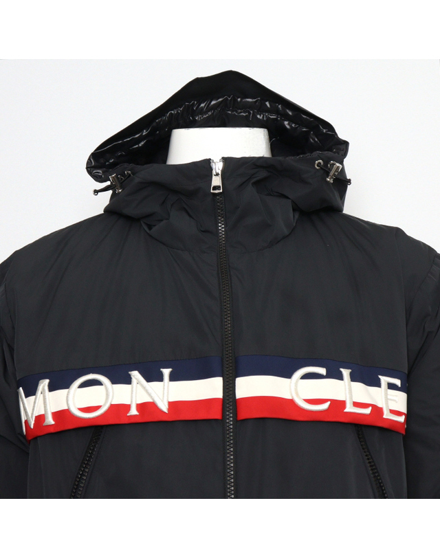 몽클레어 [중고명품] [중고명품] MONCLER(몽클레어) 1B50A00 OLARGUES 올라르그 블랙 남성 패딩자켓 점퍼aa58845 착용컷