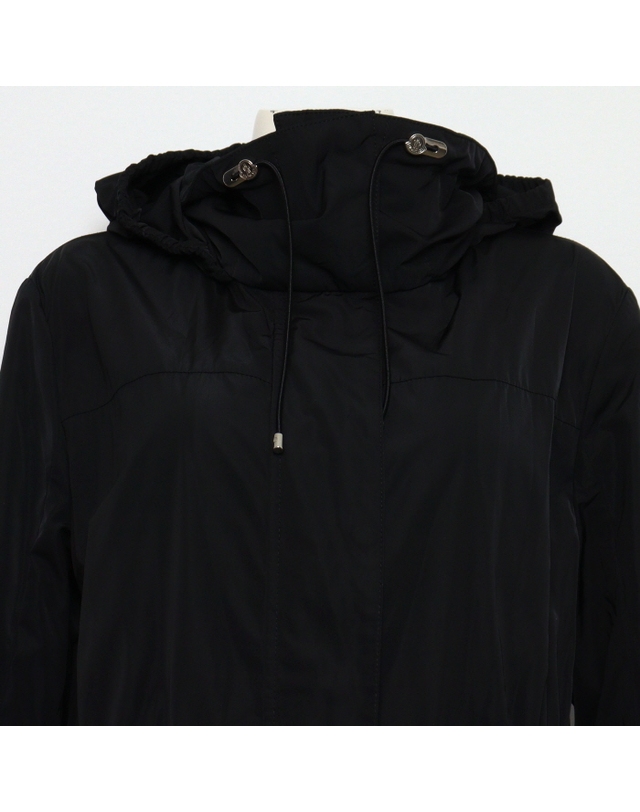 몽클레어 [중고명품] [중고명품] MONCLER(몽클레어) 블랙 MALACHITE 말라카이트 와펜 패치 여성 바람막이 자켓aa66157 착용컷