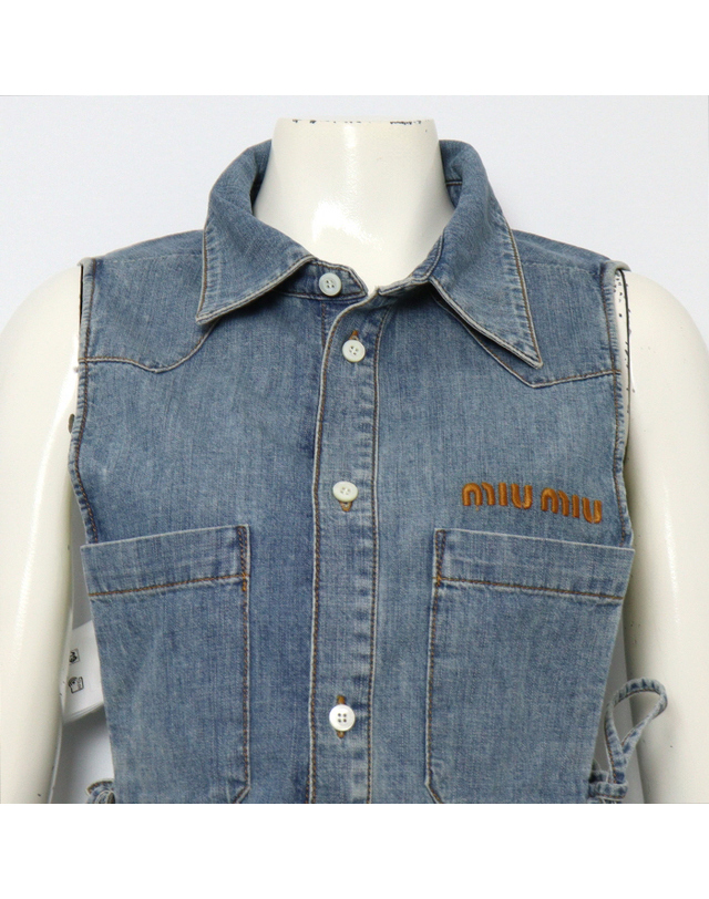 미우미우 [중고명품] [중고명품] MiuMiu(미우미우) GWC144 사파이어 블루 크롭 chambray 샴브레이 데님 타이 여성 셔츠aa68083 착용컷