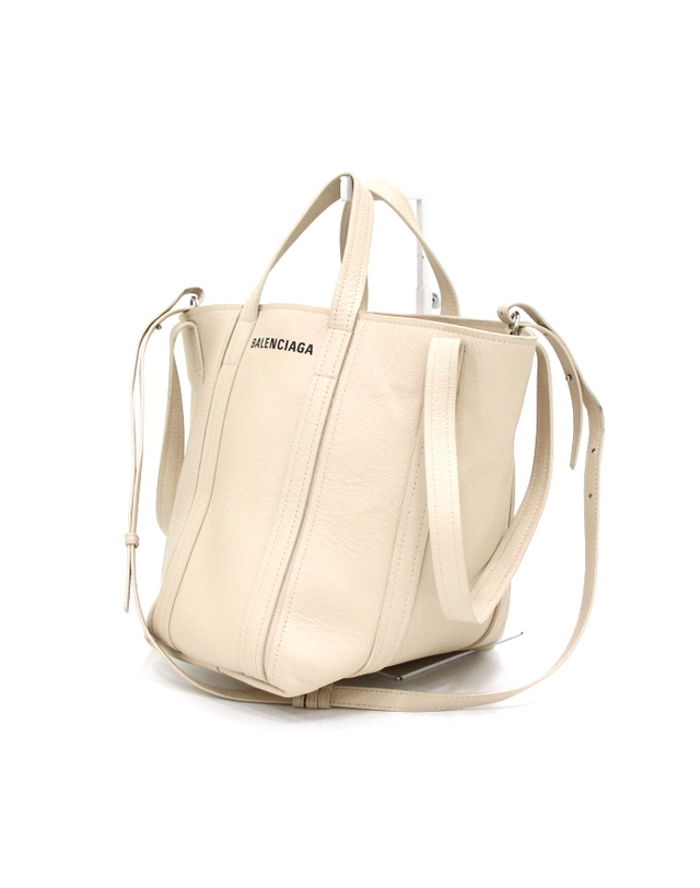 발렌시아가 [중고명품] [중고명품] Balenciaga(발렌시아가) 672791 에브리데이 노스사우스 토트백 겸 숄더백 크로스백aa64940 착용컷