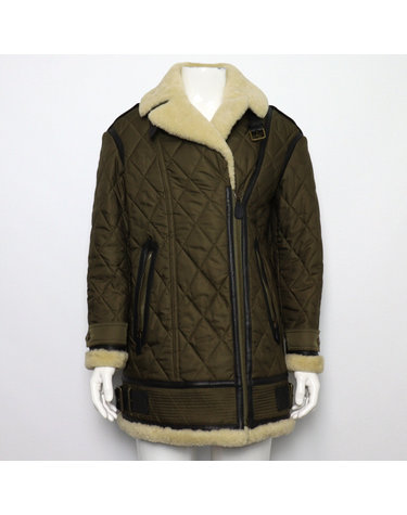 [중고명품] Burberry(버버리) 3946435 브릿라인 양털 트리밍 퀄팅 남성 자켓aa68058