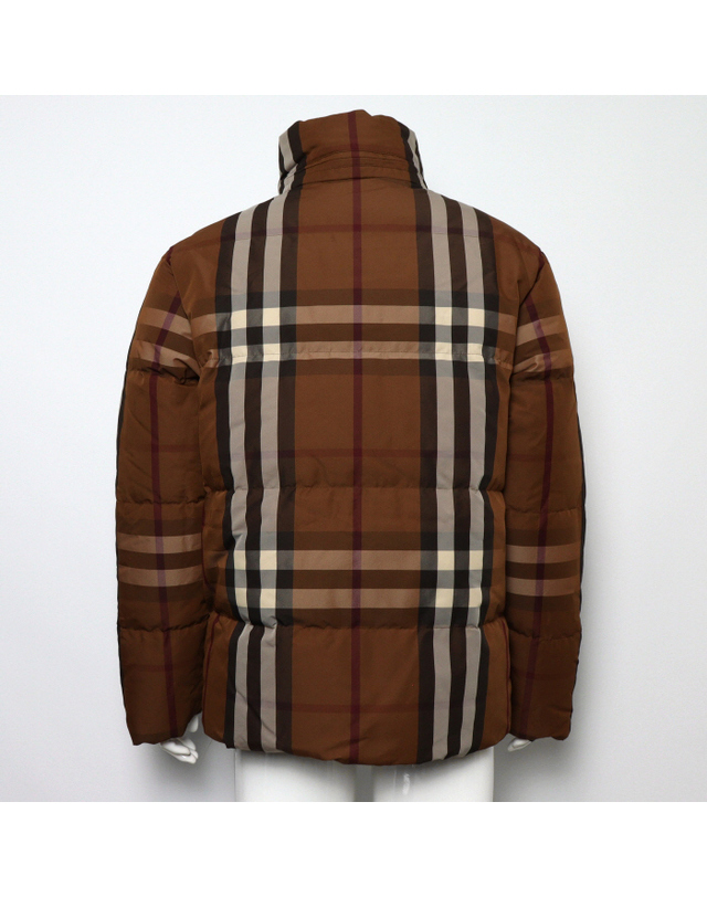 버버리 [중고명품] [중고명품] Burberry(버버리) 8058546 블랙 체크 리버시블 양면 남성 푸퍼 패딩자켓aa67486 착용컷