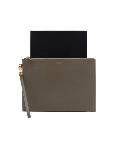 [중고명품] SAINT LAURENT(생로랑) 683865 카키 레더 태블릿 스트랩 남여공용 파우치 클러치백aa66419
