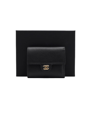 [중고명품] Chanel(샤넬) AP5451 26시즌 프리컬렉션 블랙 그레인 카프스킨 레더 금장CC 스몰 플랩 여성 반지갑aa68203