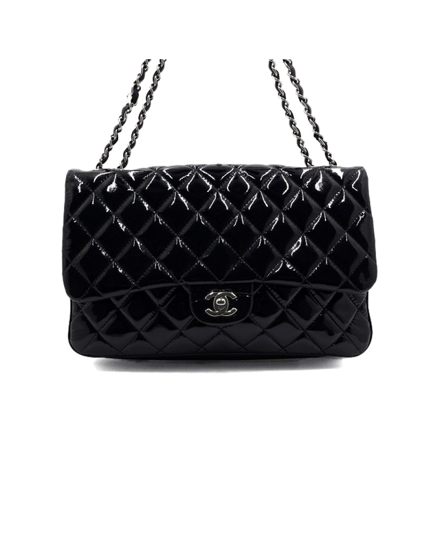 샤넬 [중고명품] [중고명품] Chanel(샤넬) A94024 다크네이비 유광 페이던트 클래식 아코디언 원플랩 은장체인 숄더백aa60925 착용컷