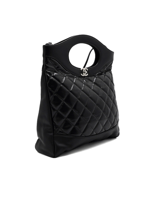샤넬 [중고명품] [중고명품] Chanel(샤넬) 블랙 카프스킨 31백 탑핸들 토트백 겸 은장체인 숄더백 크로스백aa65688 착용컷