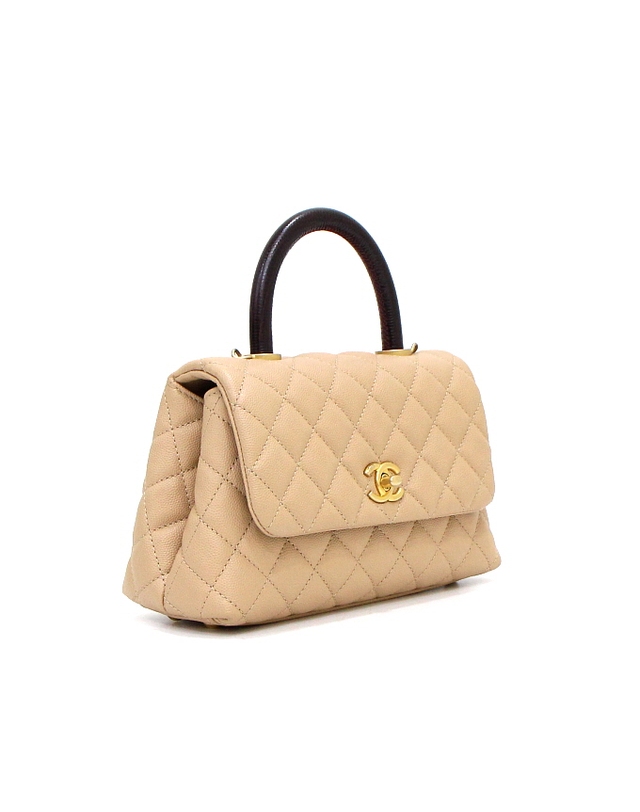 샤넬 [중고명품] [중고명품] Chanel(샤넬) A92990 베이지 캐비어 코코핸들23 스몰 플랩 금장체인 리자드 탑핸들 토트백 겸 숄더백aa67552 착용컷