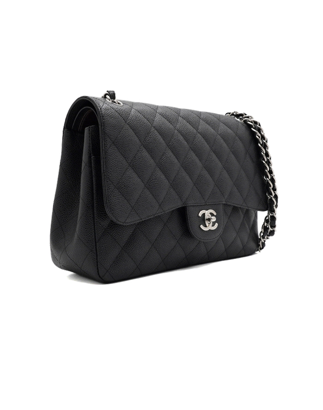샤넬 [중고명품] [중고명품] Chanel(샤넬) A58600 블랙 캐비어 클래식 라지(점보) 은장체인 숄더백aa68232 착용컷