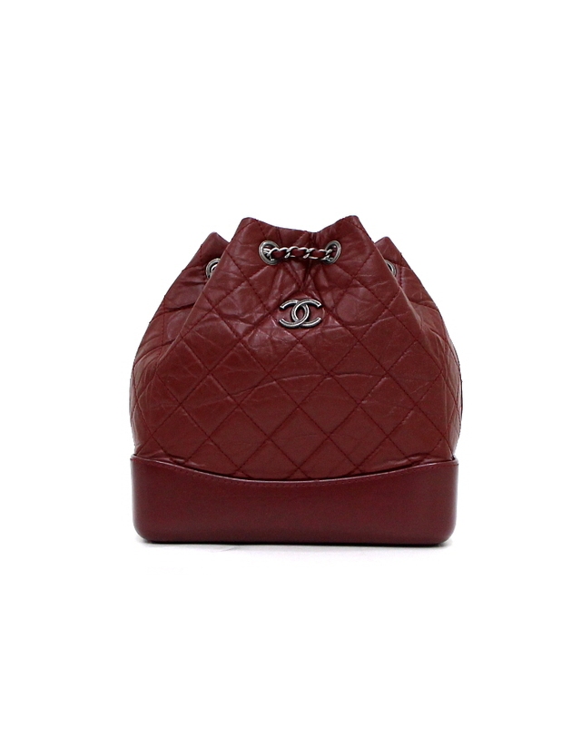 샤넬 [중고명품] [중고명품] Chanel(샤넬) A94485 레드 카프스킨 가브리엘 스몰 백팩aa68310 착용컷