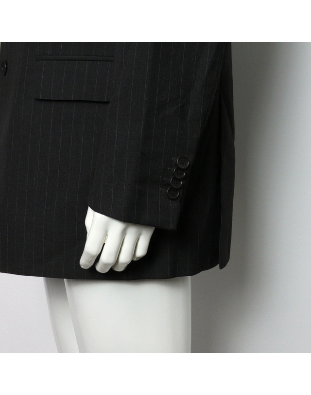 에르메네질도 제냐 [중고명품] [중고명품] Ermenegildo Zegna(에르메네질도제냐) 그레이 스트라이프 라나 울 3 버튼 레귤러 핏 남성 정장 수트 세트aa66781 착용컷