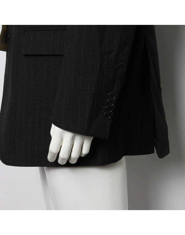 에르메네질도 제냐 [중고명품] [중고명품] Ermenegildo Zegna(에르메네질도제냐) 그레이 스트라이프 라나 울 3 버튼 레귤러 핏 남성 정장 수트 세트aa66782 착용컷