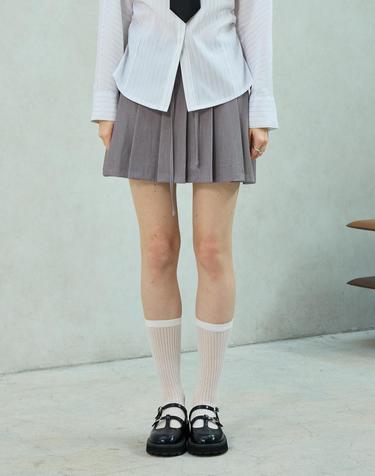 DOROTHY PLEATS SKIRT PANTS / SAND GRAY