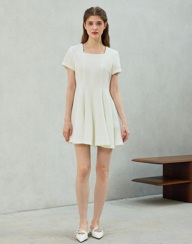 아리킴 LANI TWEED DRESS / WHITE 화이트 착용컷