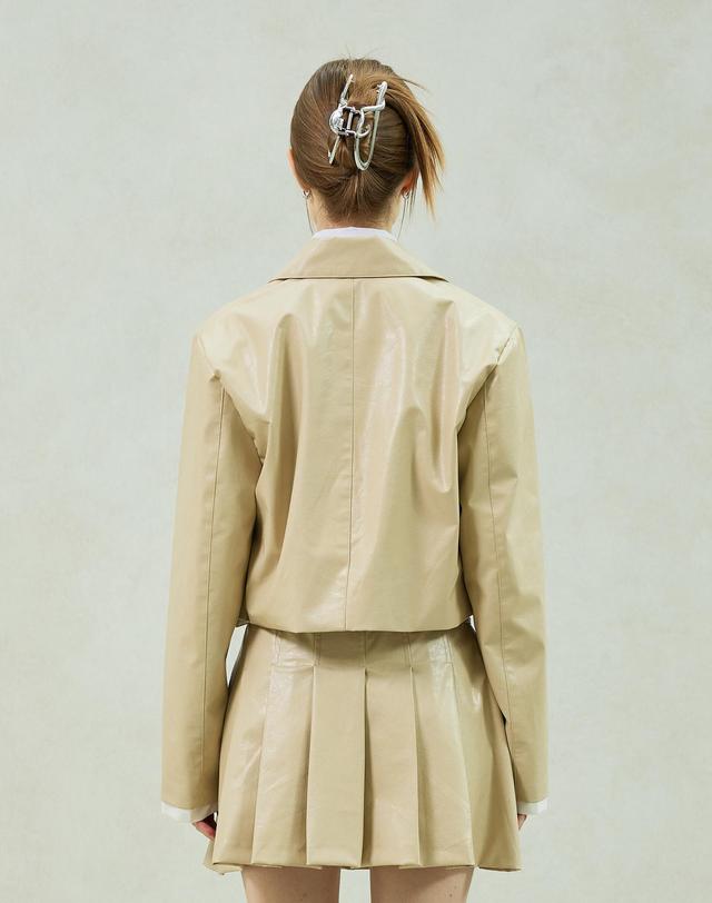 아리킴 MOLLY LEATHER CROP JACKET / BEIGE 베이지 착용컷