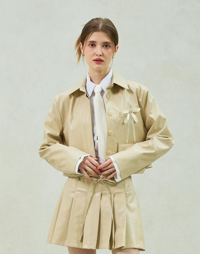 아리킴 MOLLY LEATHER CROP JACKET / BEIGE 베이지 착용컷