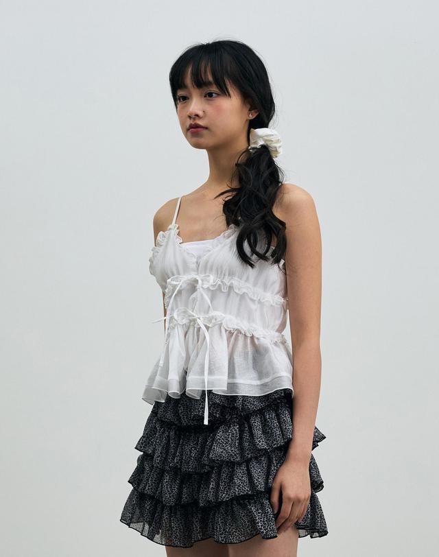 아리킴 GENIE SLEEVELESS TOP / WHITE 화이트 착용컷