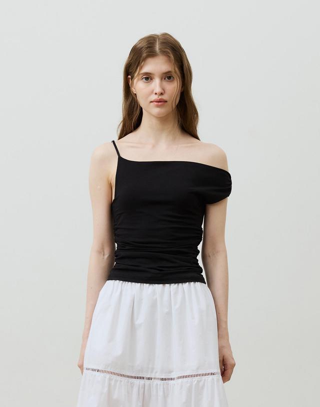 아리킴 SHERRY UNBALANCE SHIRRLING TOP / BLACK 블랙 착용컷