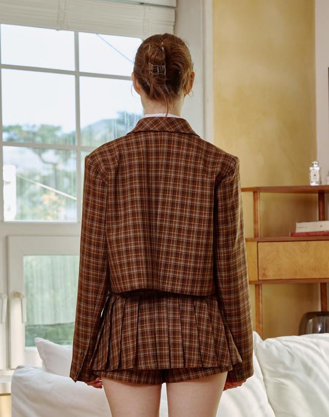 아리킴 WHITNEY CROP JACKET / BROWN 브라운 착용컷