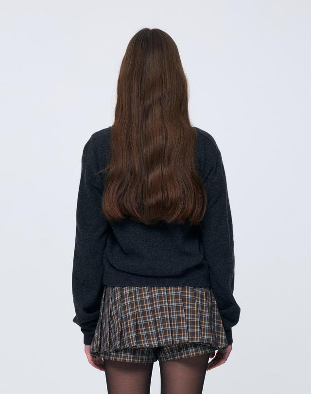 아리킴 EIRIN WOOL CARDIGAN / CHARCOAL 그레이 착용컷