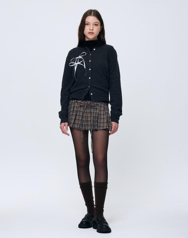 아리킴 EIRIN WOOL CARDIGAN / CHARCOAL 그레이 착용컷