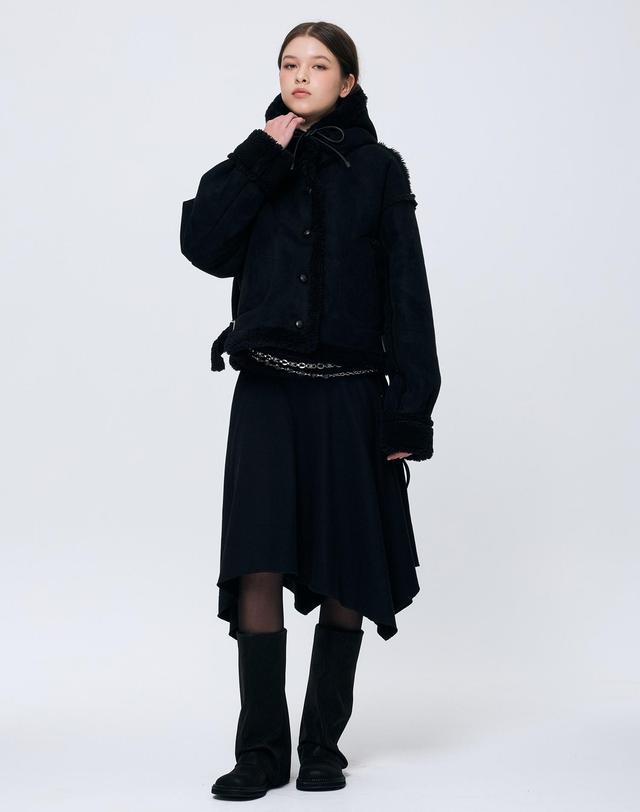 아리킴 ADORABLE HOOD MUSTANG / BLACK 블랙 착용컷