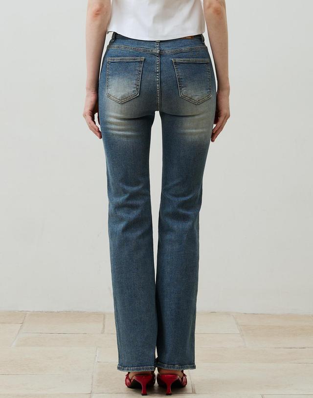 아리킴 ROEL BOOTCUT DENIM PANTS / BLUE 블루 착용컷