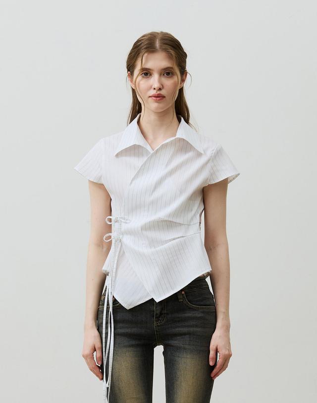 아리킴 EVE STRIPE WRAP CAP SLEEVE SHIRT / WHITE 화이트 착용컷