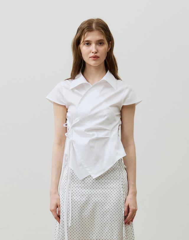 아리킴 HALO WRAP CAP SLEEVE SHIRT / WHITE 화이트 착용컷