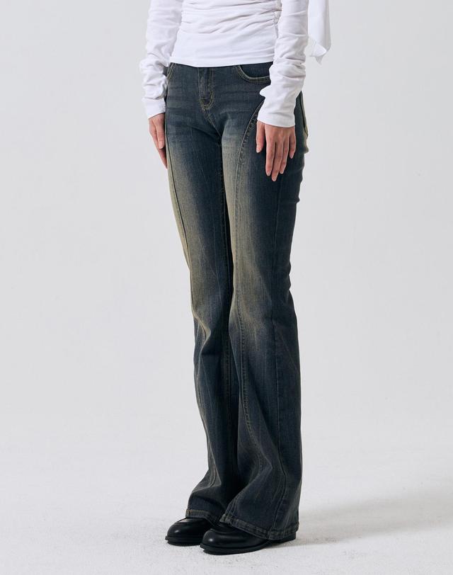 아리킴 ELLA BOOTCUT DENIM PANTS / BLUE 블루 착용컷