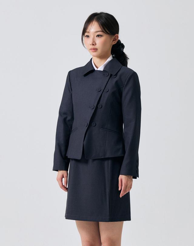 아리킴 ODE ASYMMETRIC JACKET / CHARCOAL 그레이 착용컷