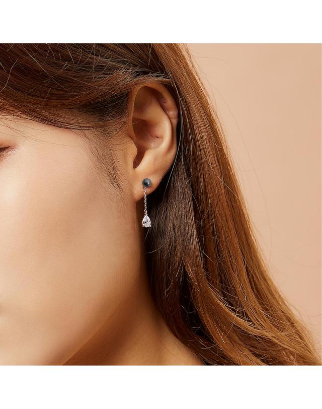 모노그래프 펄스톤 귀걸이 14K Gold Plated (블랙 펄) 착용컷