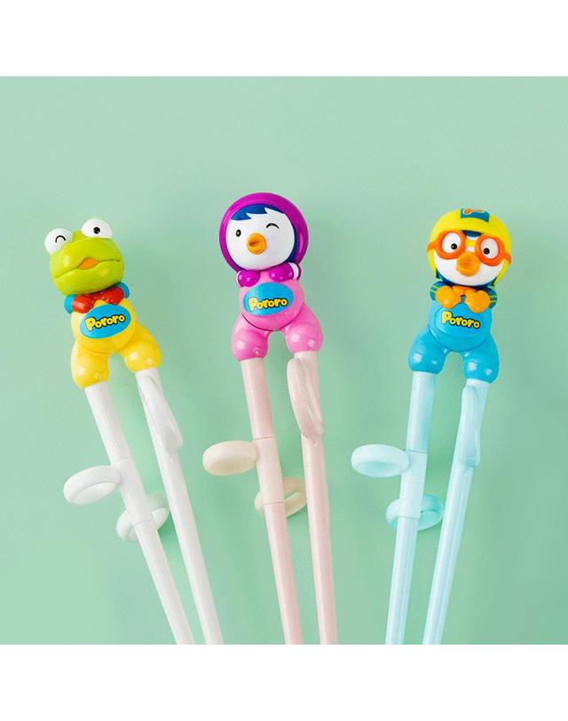 에디슨 에디슨 뽀로로 입체젓가락 1단계(오른손/왼손)(3세+) 착용컷