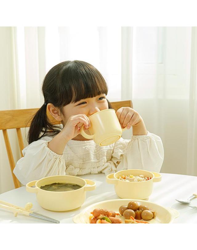 에디슨 에디슨 에코젠 논슬립 양손컵 착용컷